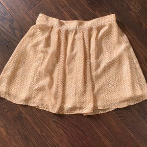 Like new, flouncy skirt